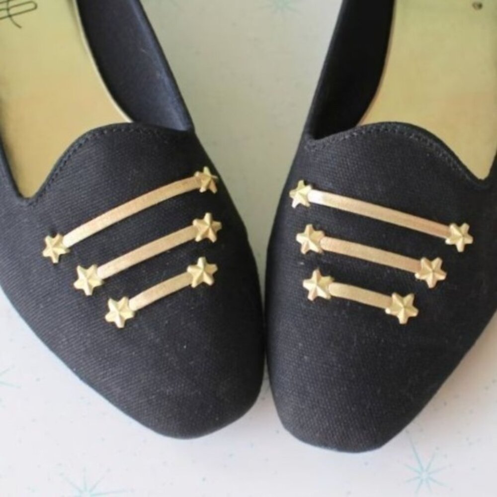 Vintage Beacon USA Women's Navy Loafers 7.5M flats Gold Star Embellishments